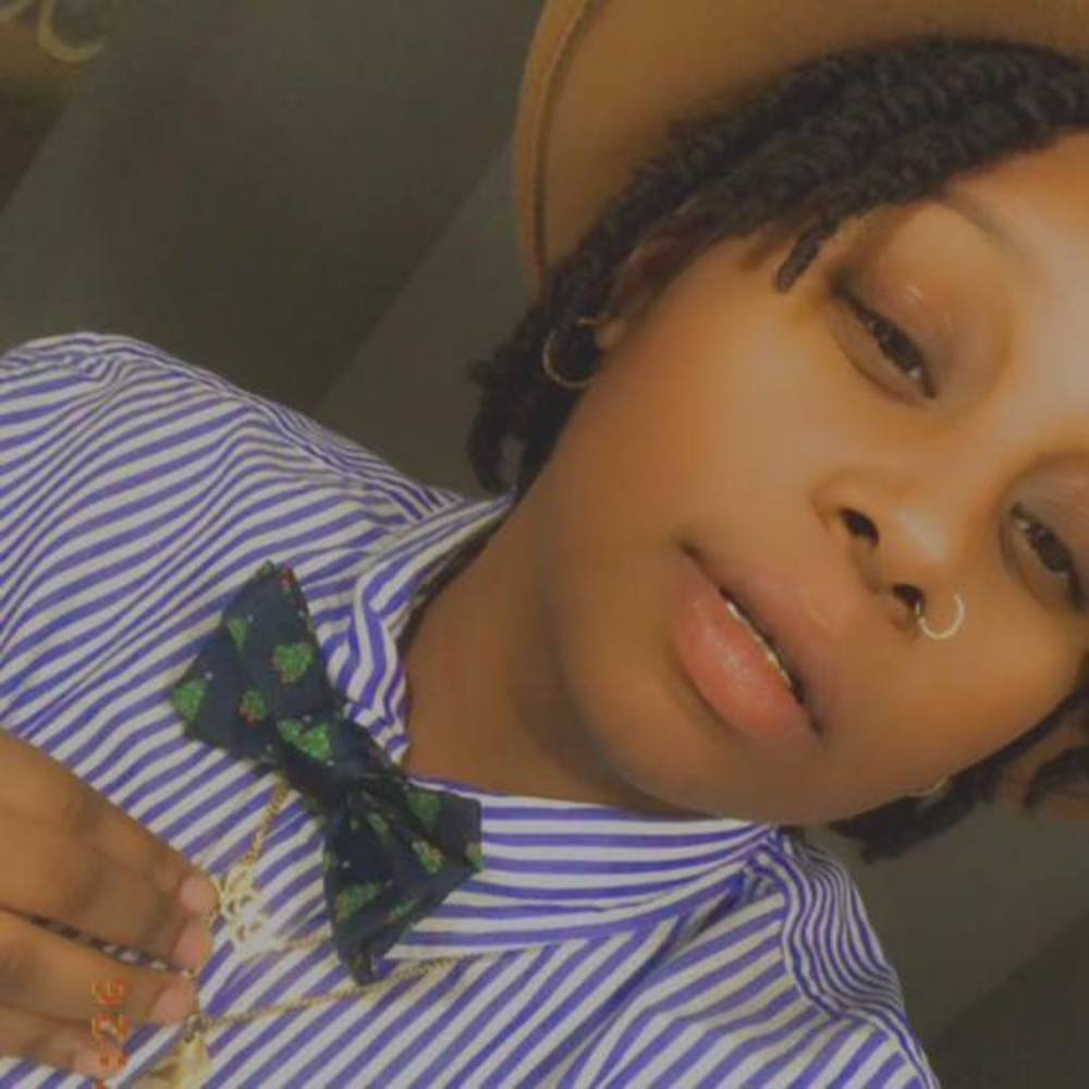 Meet your Posher, Moe